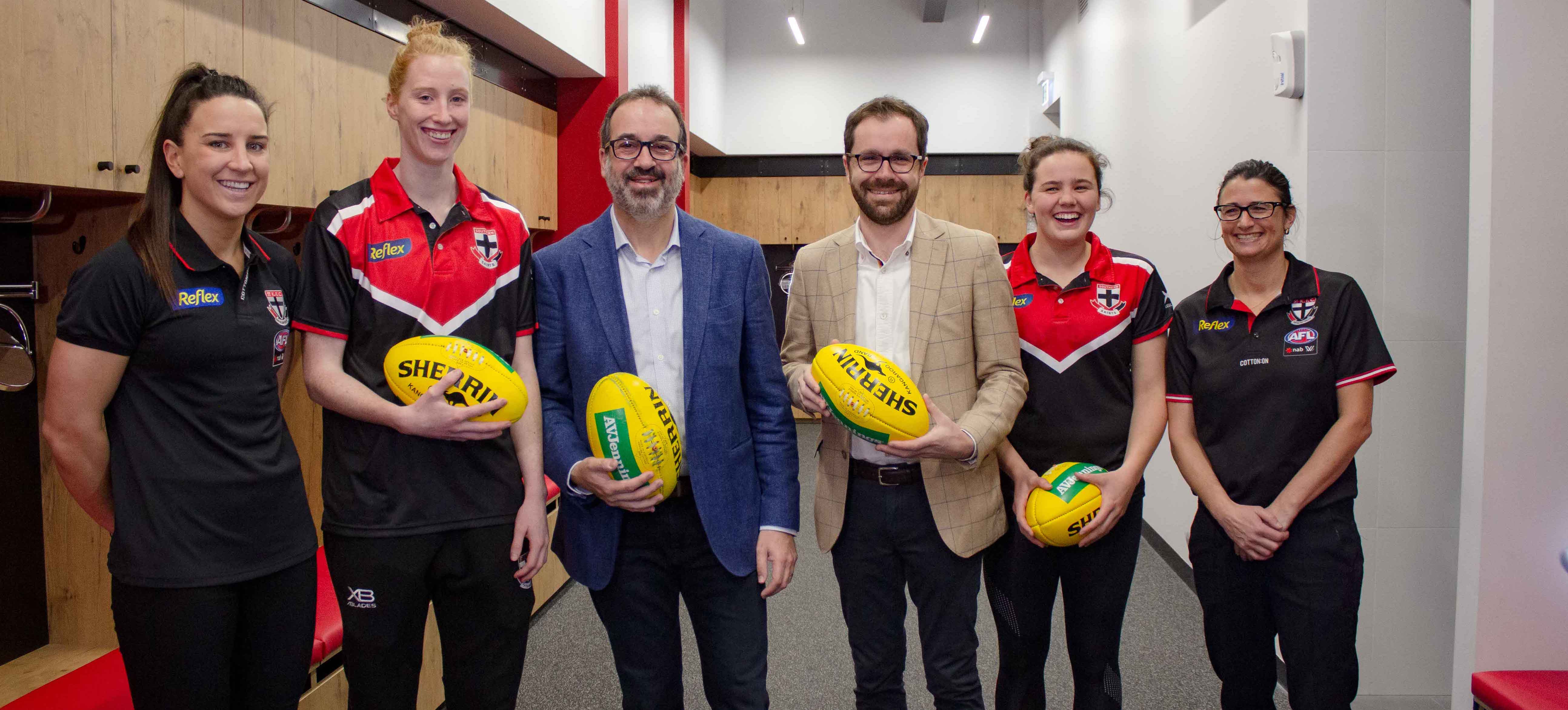 SAINTS WOMEN GO MARCHING IN AT MOORABBIN Main Image